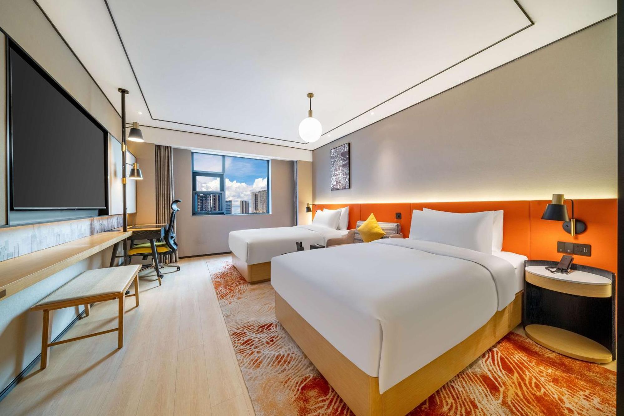 Hilton Garden Inn Chengdu Kuanzhai Alley Exterior photo