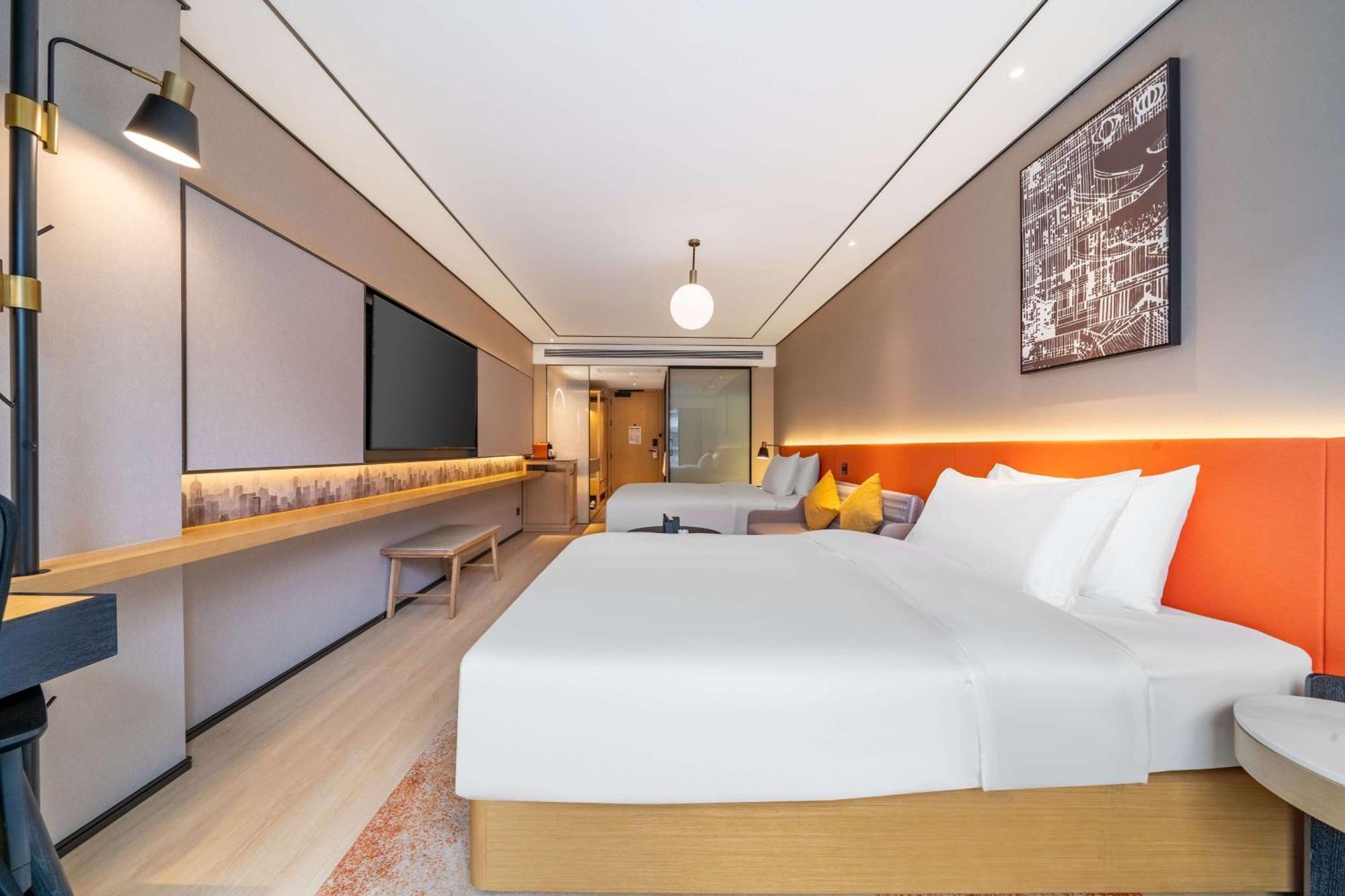 Hilton Garden Inn Chengdu Kuanzhai Alley Exterior photo