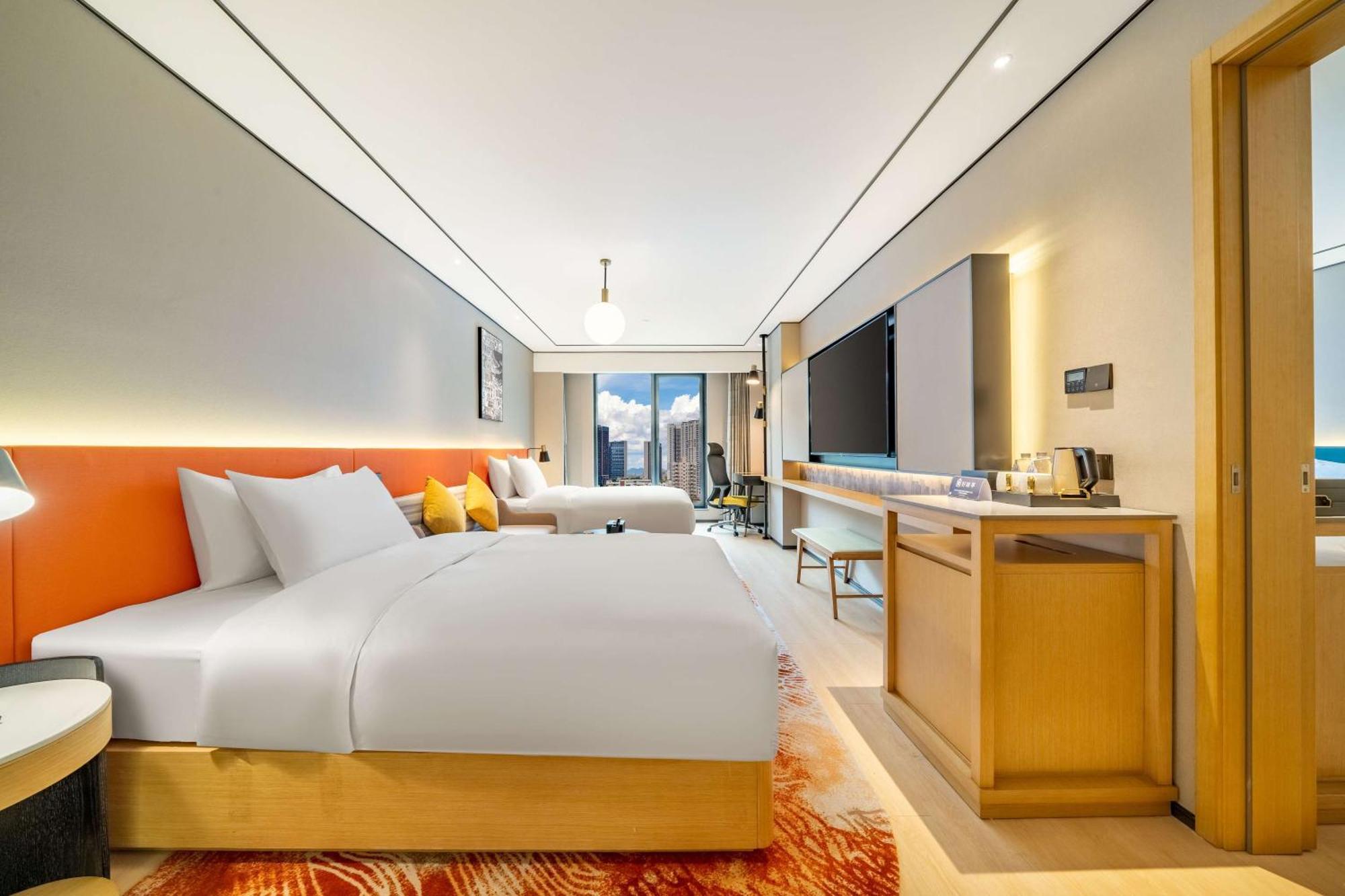 Hilton Garden Inn Chengdu Kuanzhai Alley Exterior photo