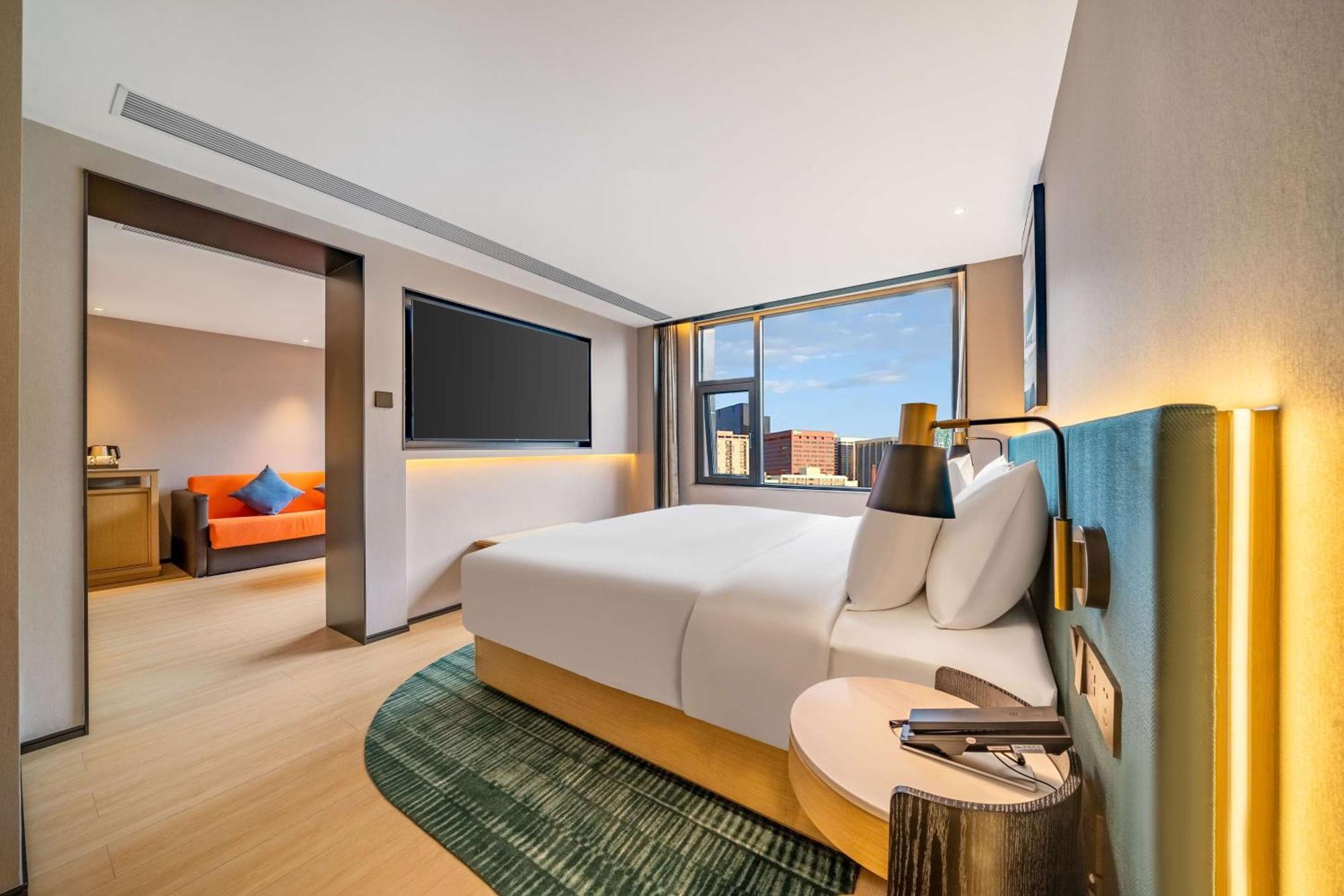 Hilton Garden Inn Chengdu Kuanzhai Alley Exterior photo