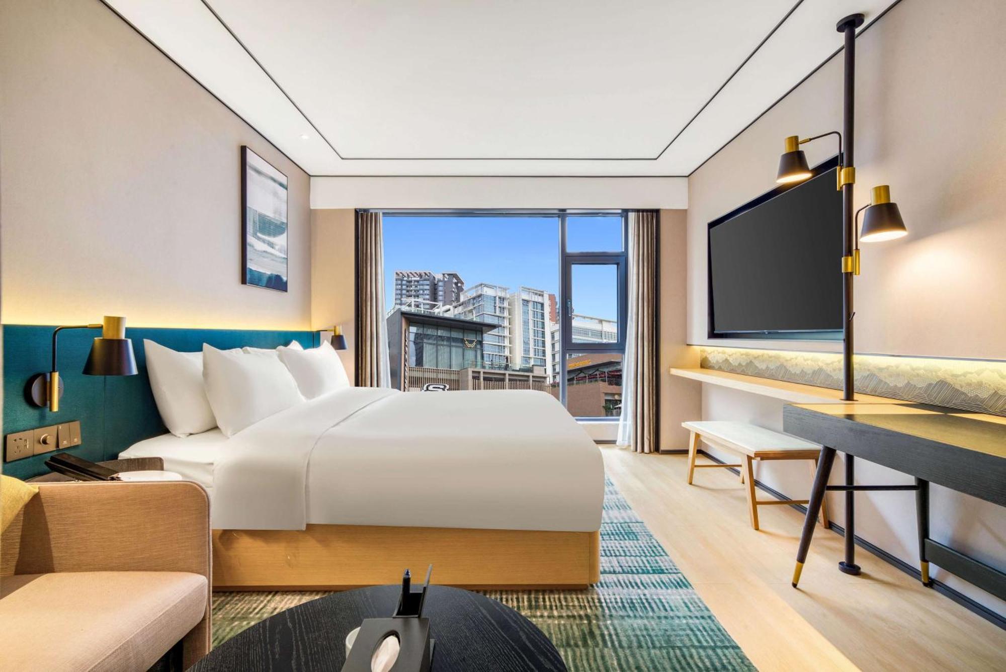 Hilton Garden Inn Chengdu Kuanzhai Alley Exterior photo