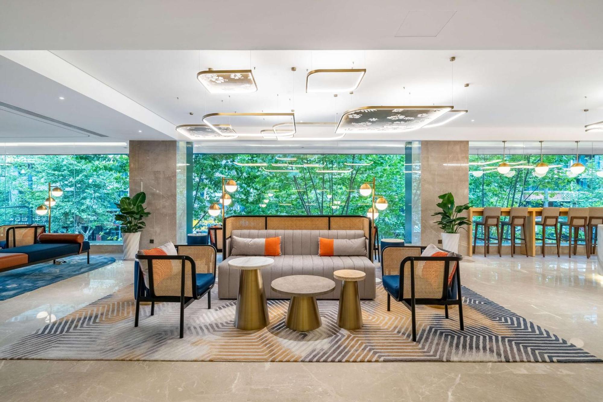 Hilton Garden Inn Chengdu Kuanzhai Alley Exterior photo